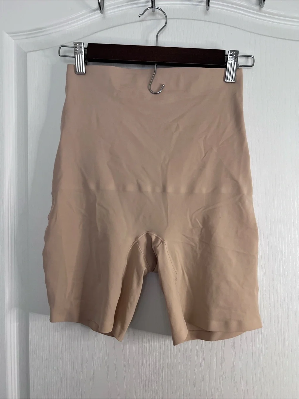Skinnygirl High-Waist Tummy & Thigh Shapewear Shorts - Nude/Beige size M